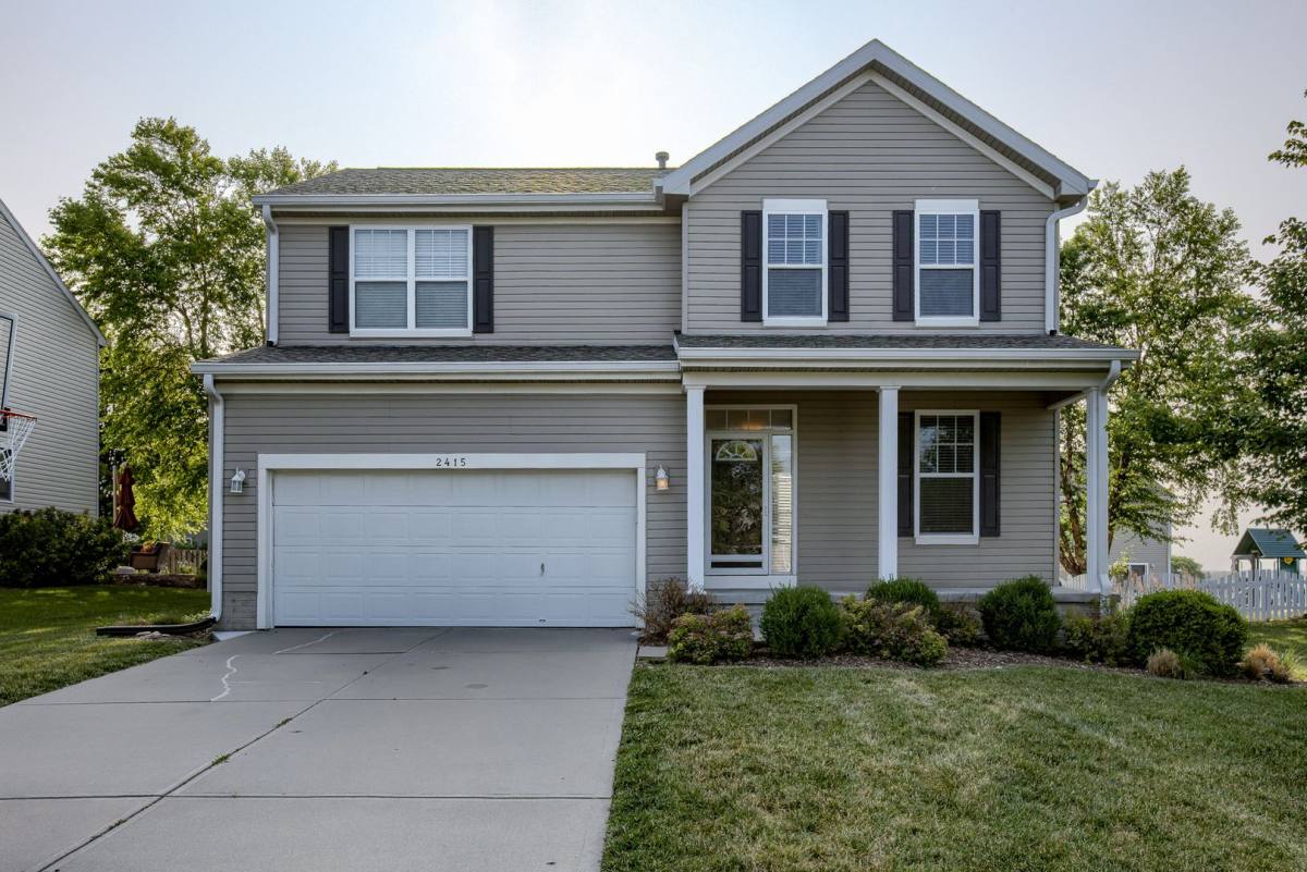 House for rent at 2415 Quartz Dr, Papillion, NE 68046