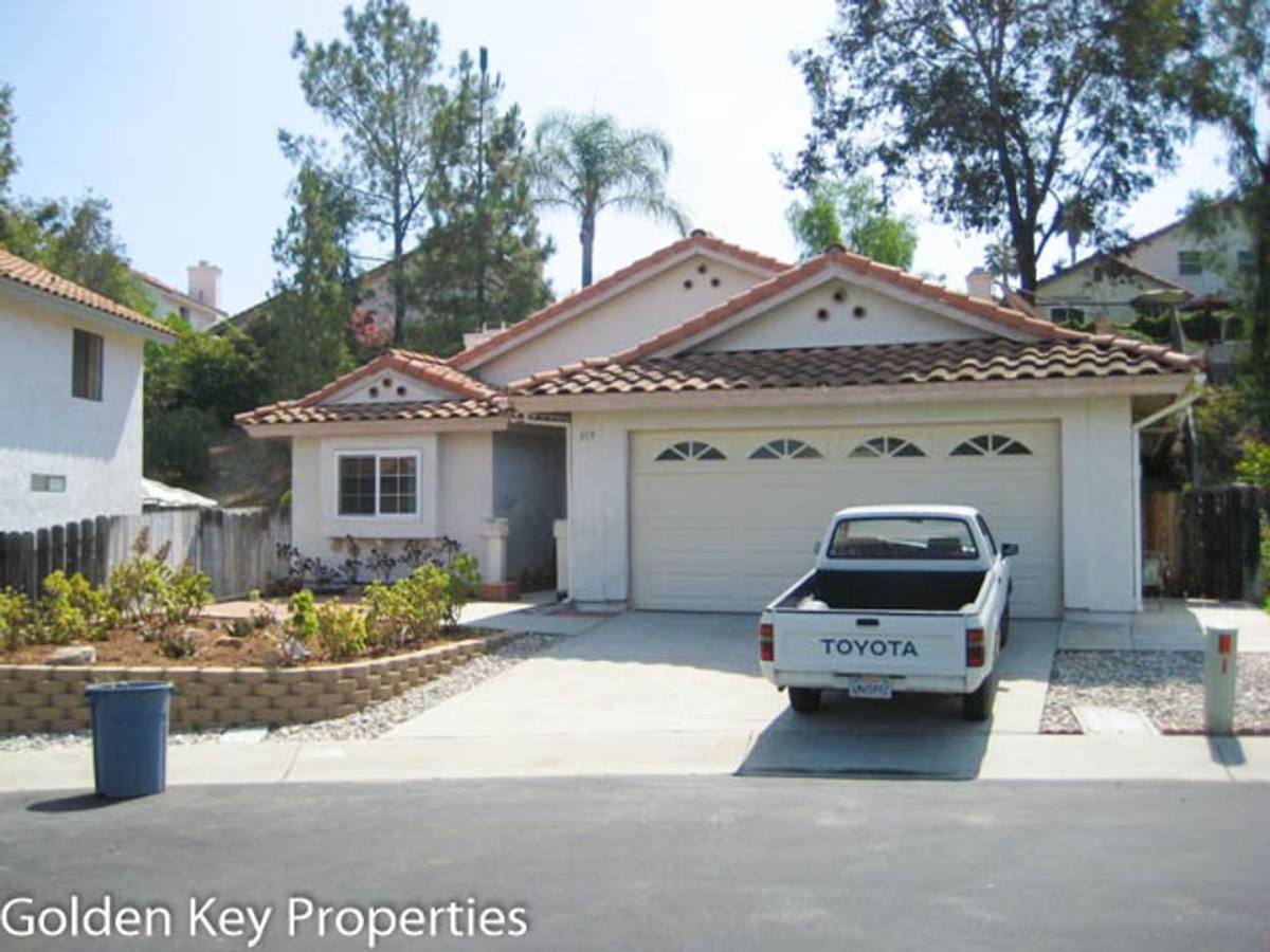 House for rent at 165 Paseo Marguerita, Vista, CA 92084