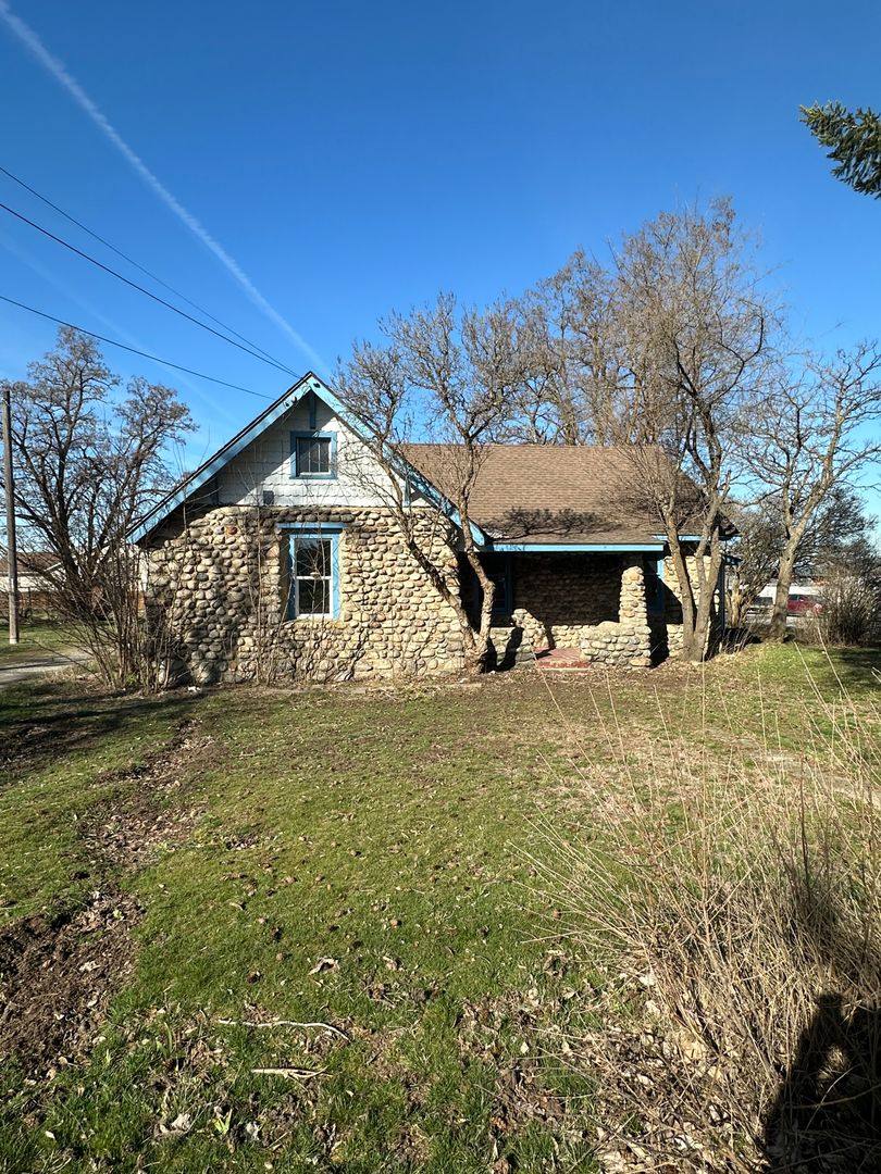House for rent at 645 N McGuire Rd, Post Falls, ID 83854