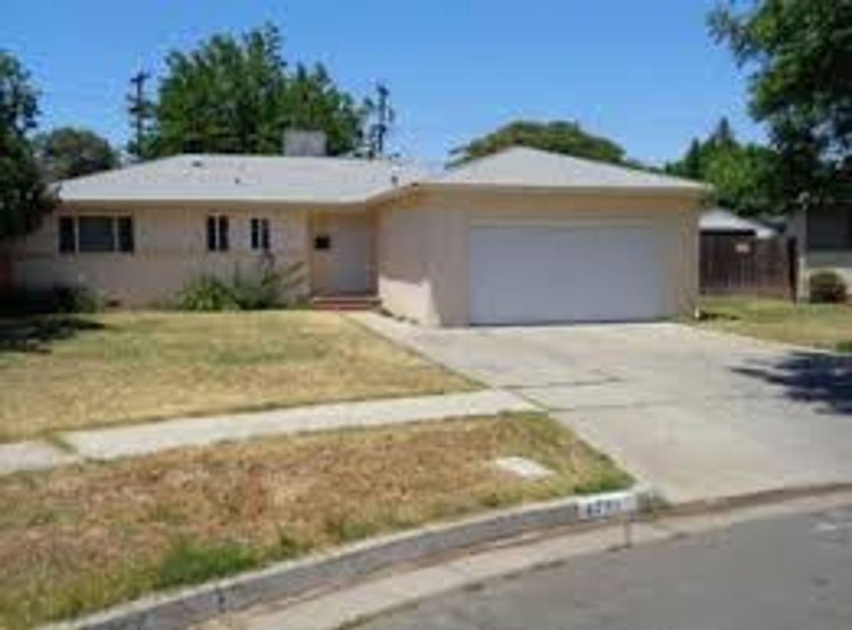 House for rent at 4771 N Thesta St, Fresno, CA 93726