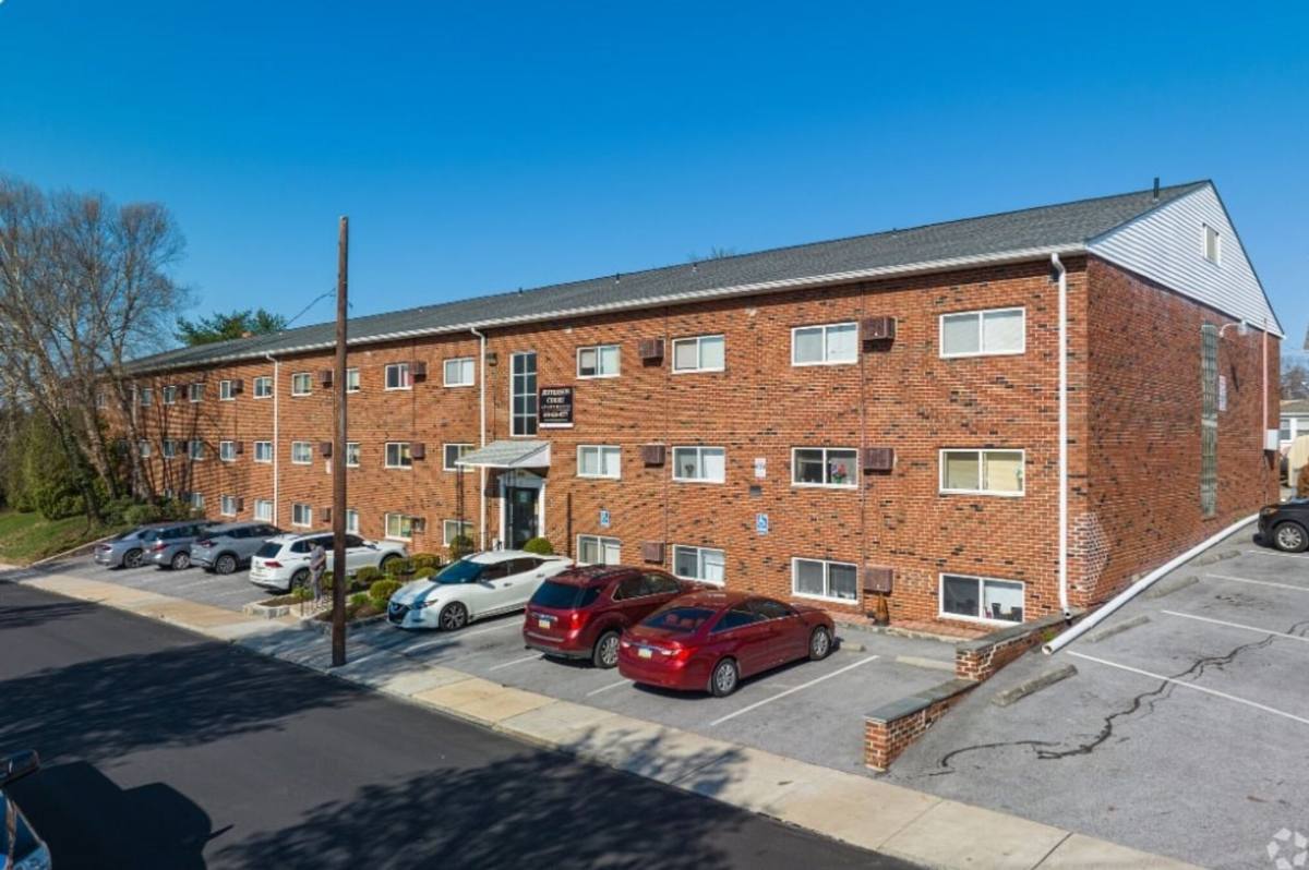 Apartment for rent at 1 Jefferson St, Clifton Heights, PA 19018