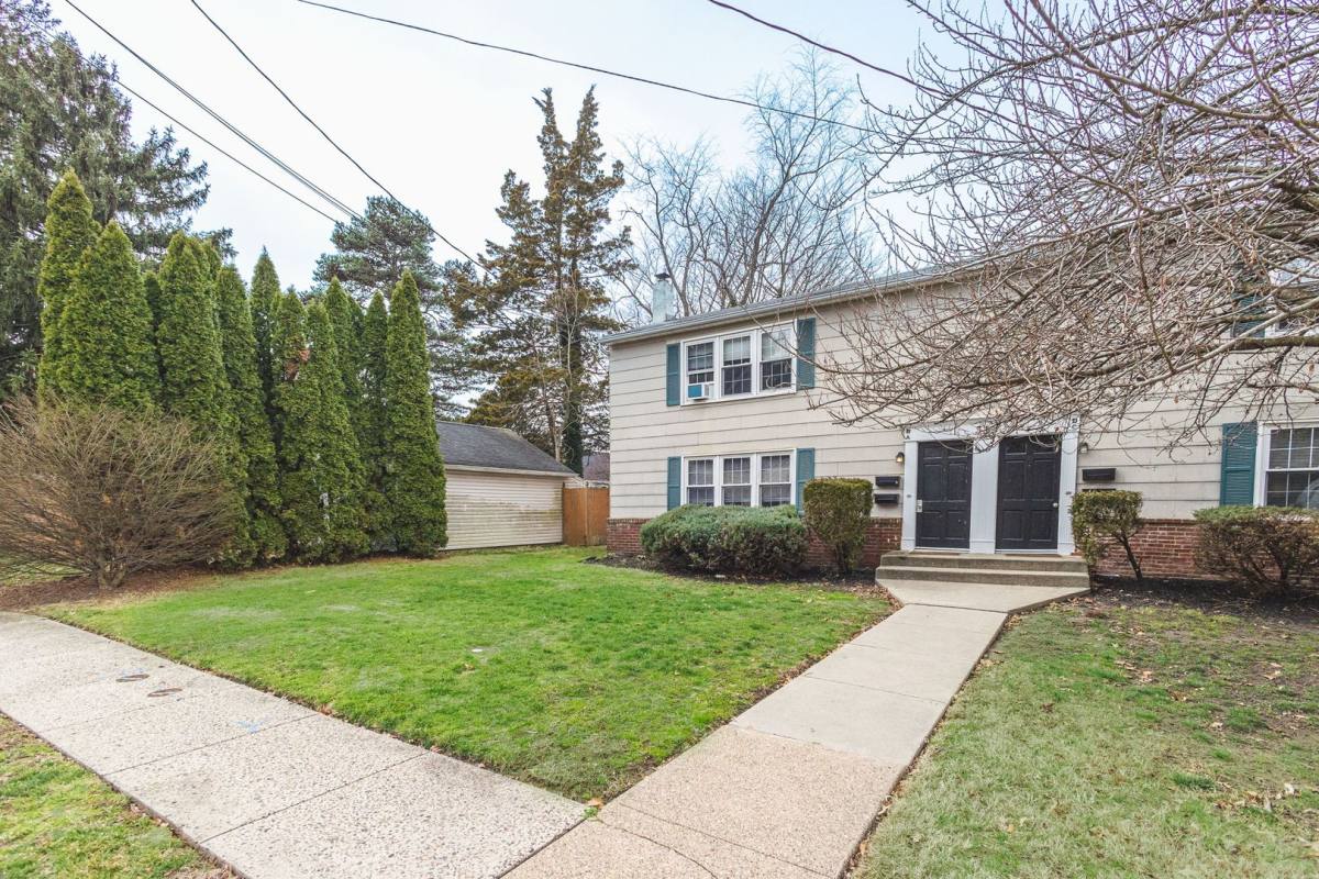 Apartment for rent at 308 W Adams Ave #C, Magnolia, NJ 08049