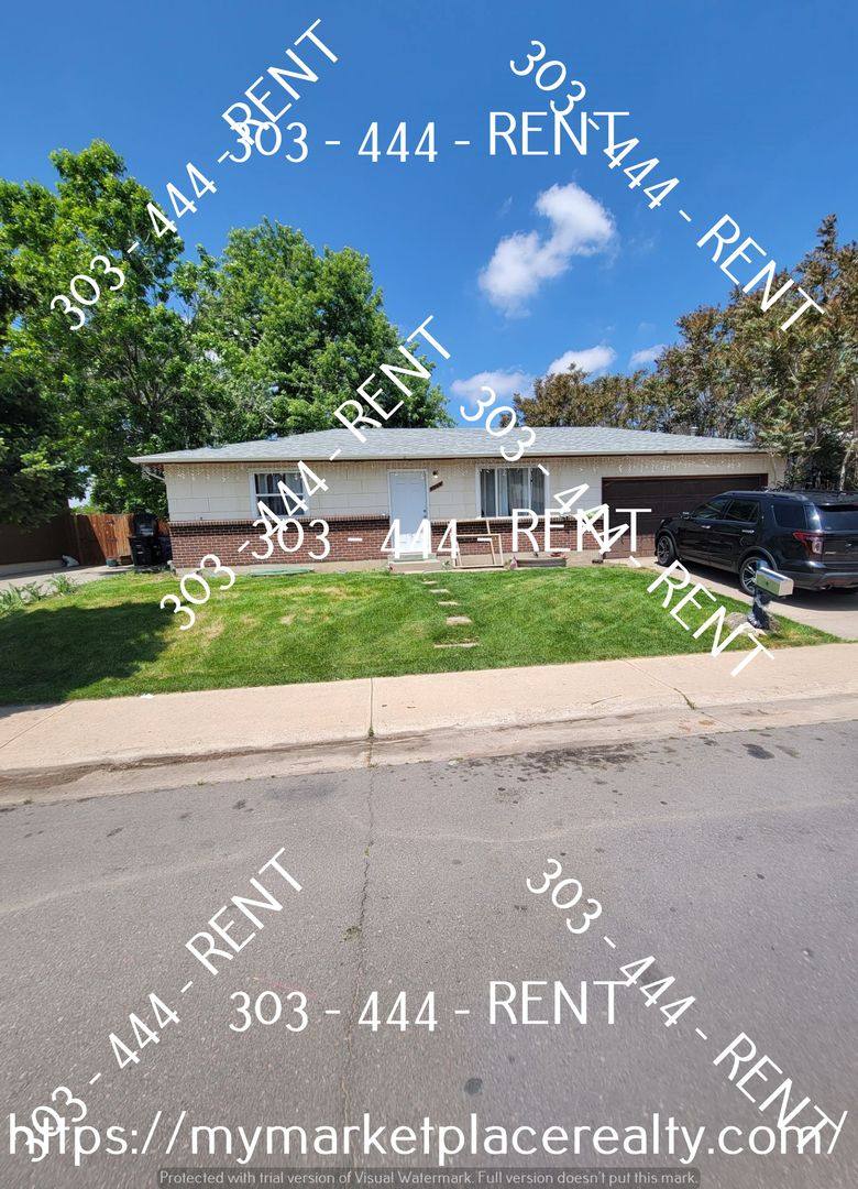 House for rent at 5545 Worchester St, Denver, CO 80239