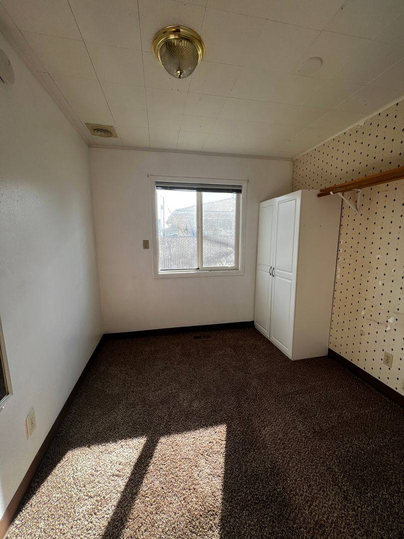 Apartment for rent at 802-806 Queen Ave SE, Albany, OR 97322