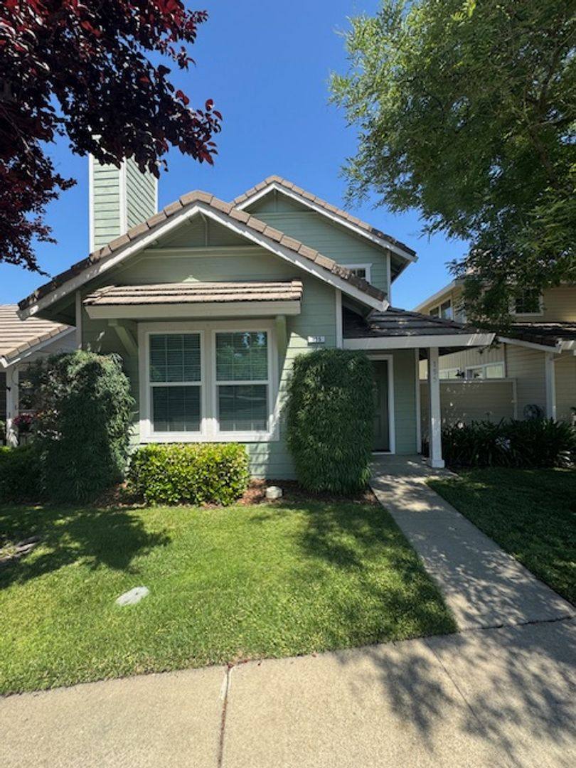 House for rent at 155 Brightstone Circle, Folsom, CA 95630