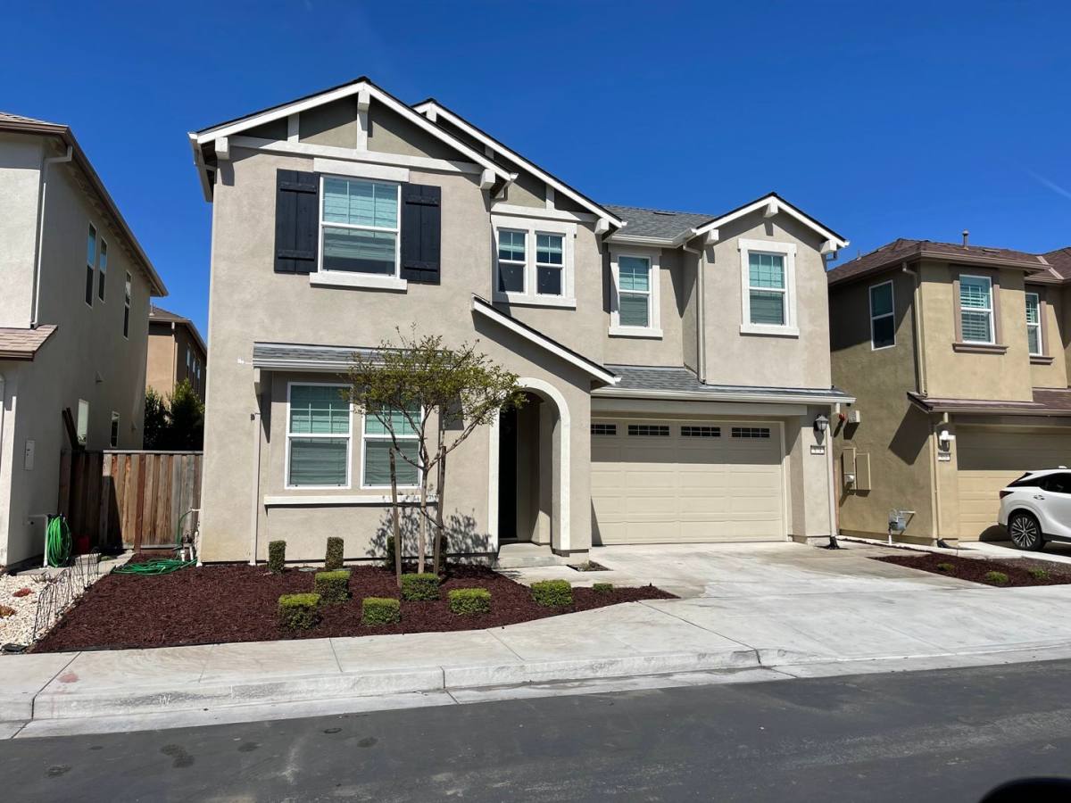 House for rent at 874 Brennan Way, Hollister, CA 95023