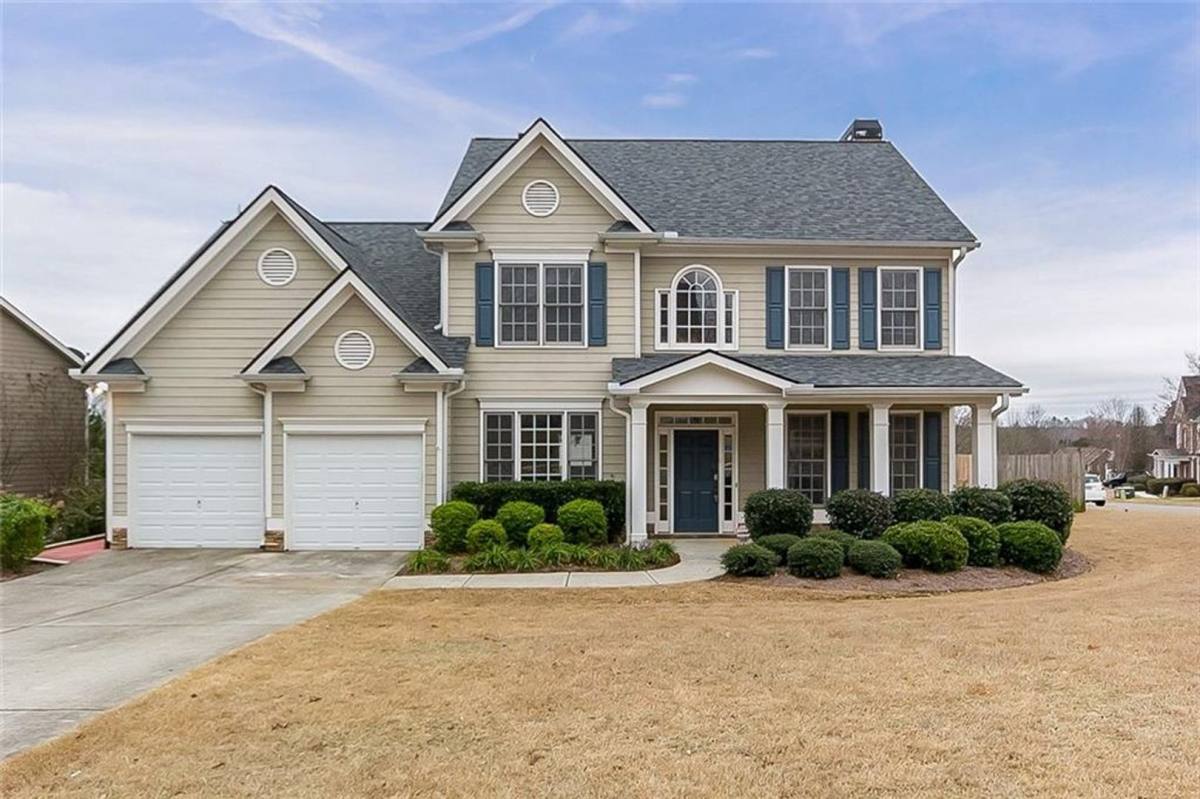 House for rent at 800 Middlebrooke Bend, Canton, GA 30115