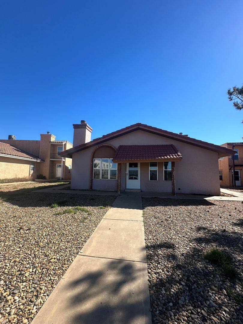 Apartment for rent at 313 Innsdale Terrace, Clovis, NM 88101