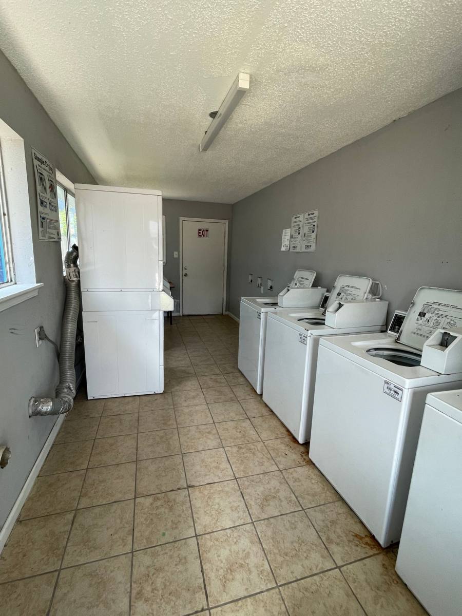 200 Bower Dr, Bridge City, TX 77611 - Apartment For Rent - Image 4