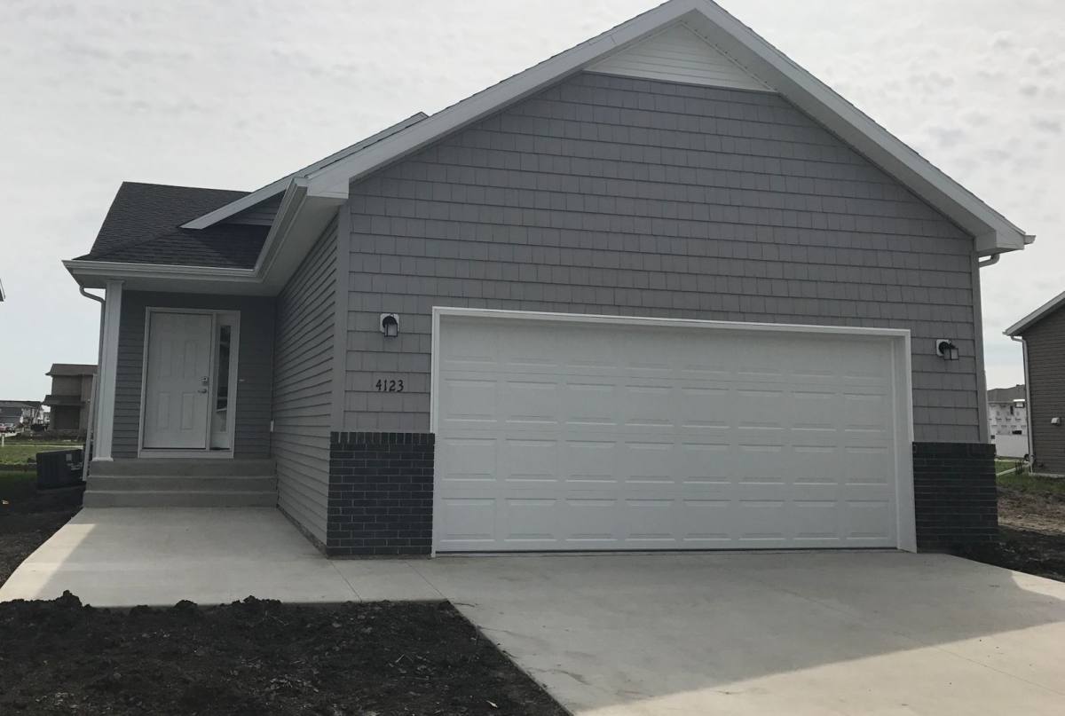 House for rent at 4123 14th Ave S, Moorhead, MN 56560