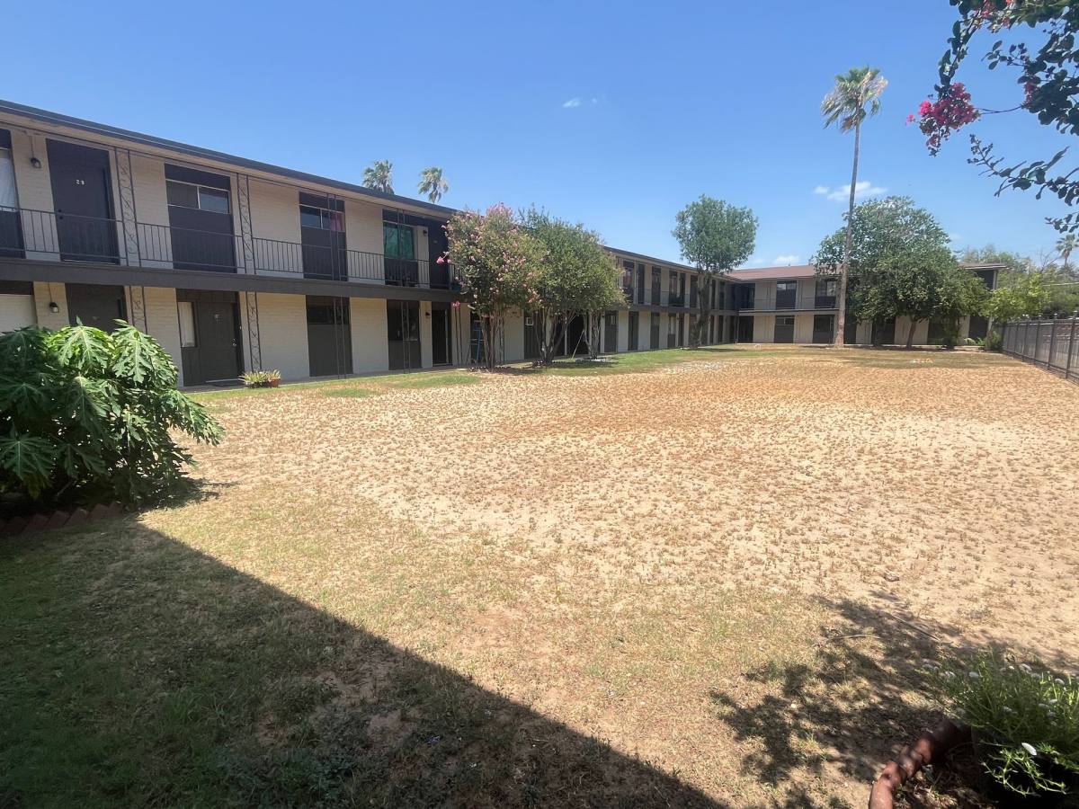 Apartment for rent at 402 Taylor St, Laredo, TX 78041
