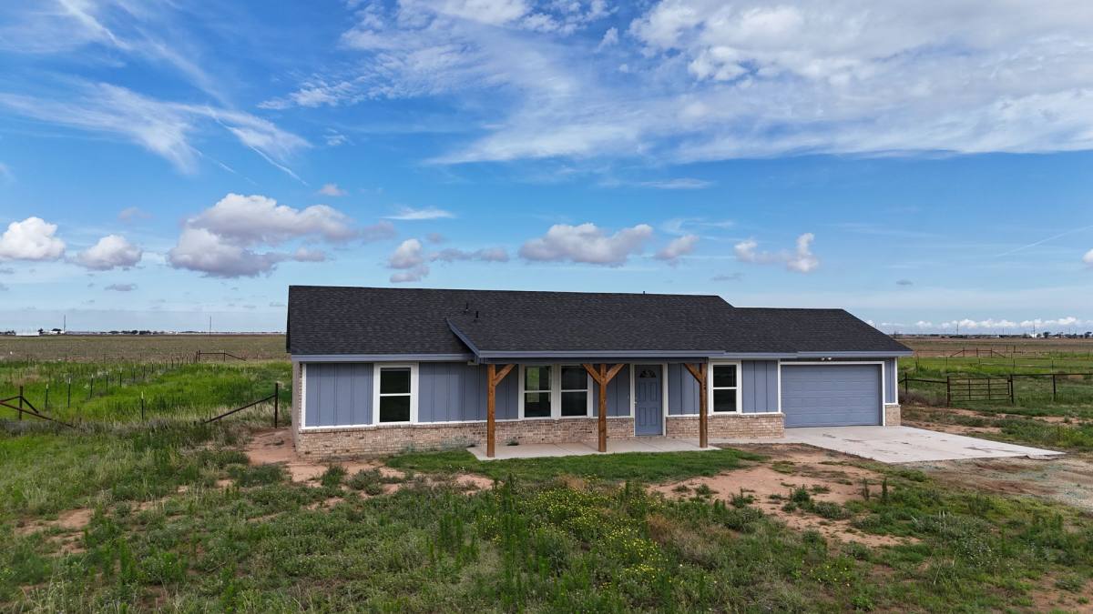 House for rent at 124 FM #789, Slaton, TX 79364