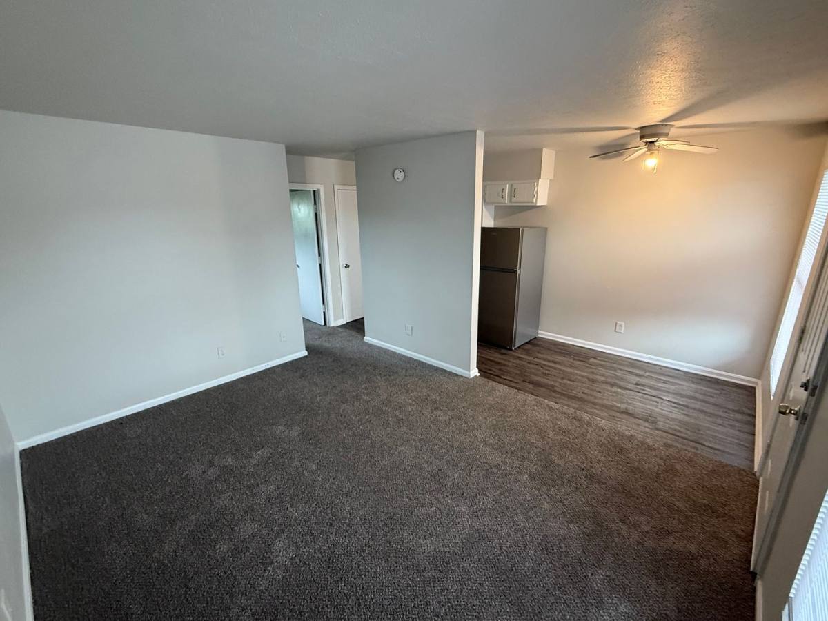 Apartment for rent at 3122 Chinquapin Lane, Louisville, KY 40219