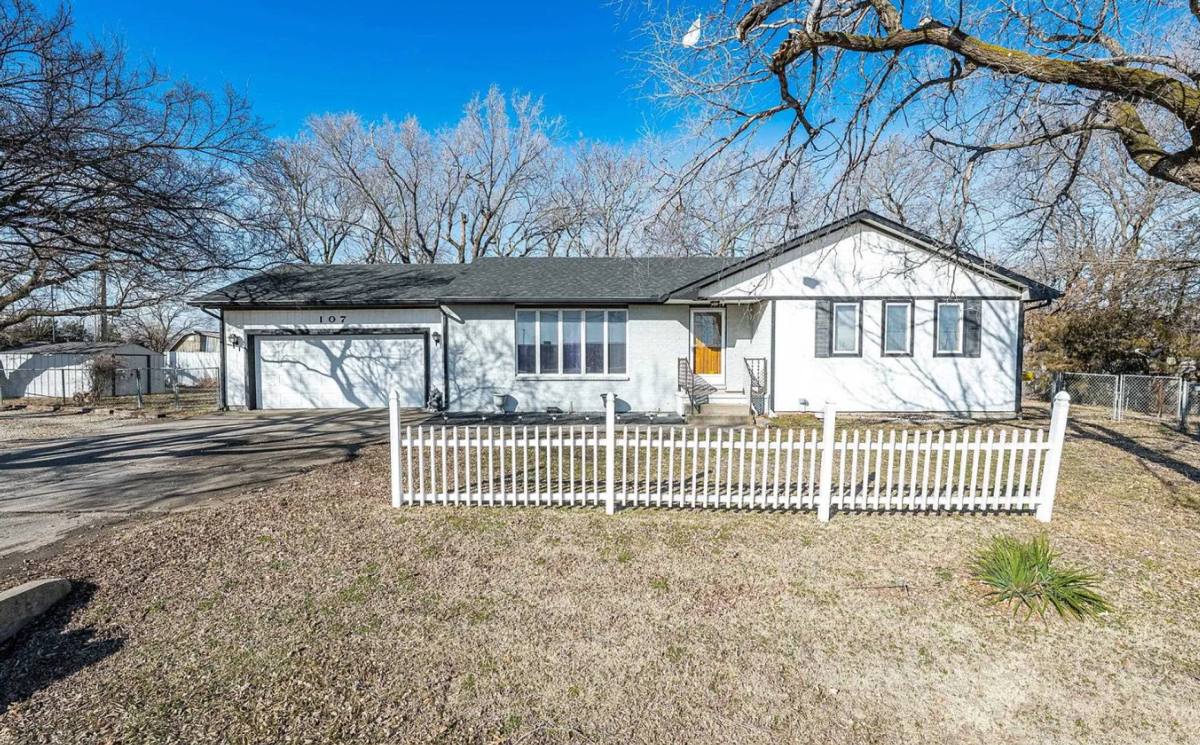 House for rent at 107 N Goddard Rd, Goddard, KS 67052