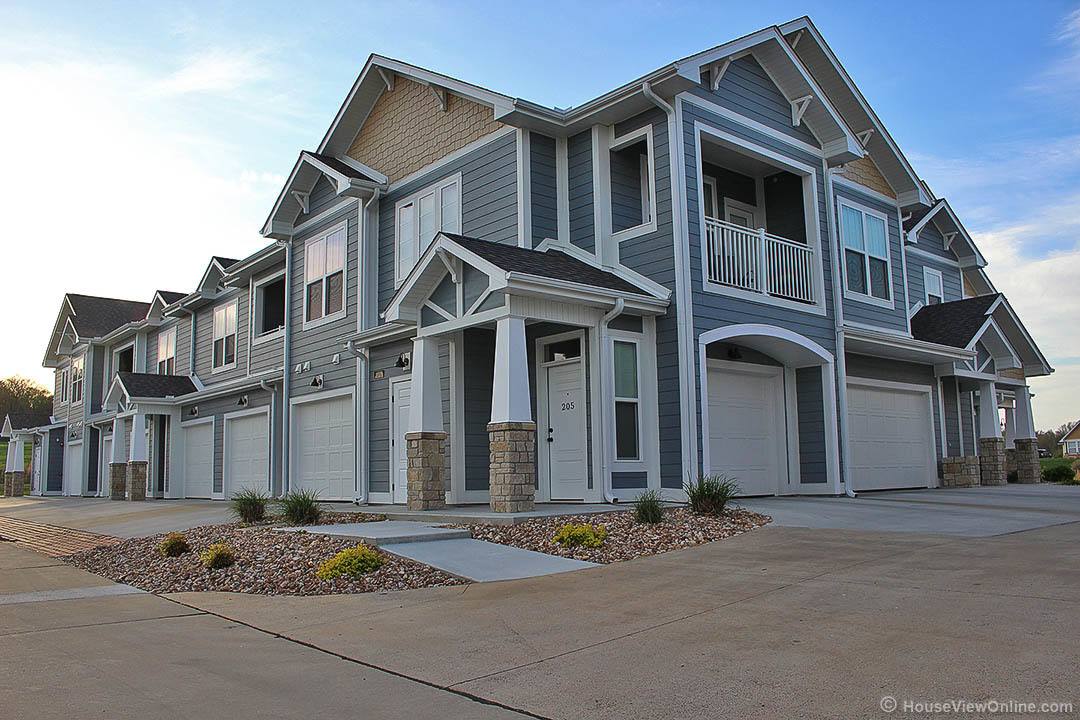 Apartment for rent at 2026 Walden Pond Way, Cape Girardeau, MO 63701