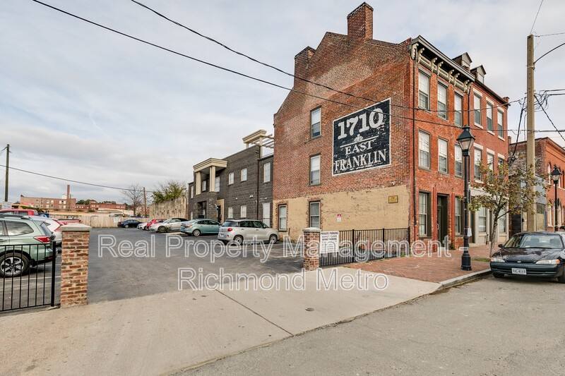 Apartment for rent at 1710 E Franklin St #17, Richmond, VA 23223