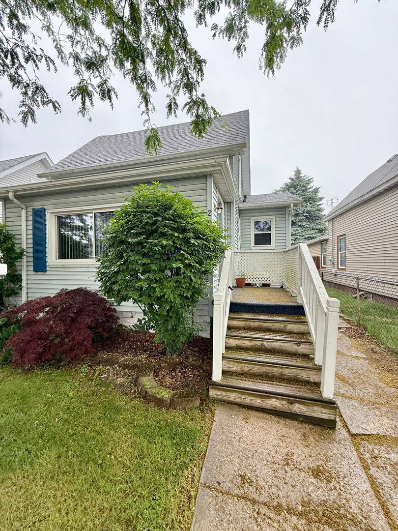 House for rent at 206 Conant Ave, Monroe, MI 48161