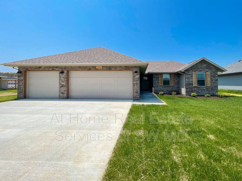House for rent at 525 Chipmunk, Rogersville, MO 65742