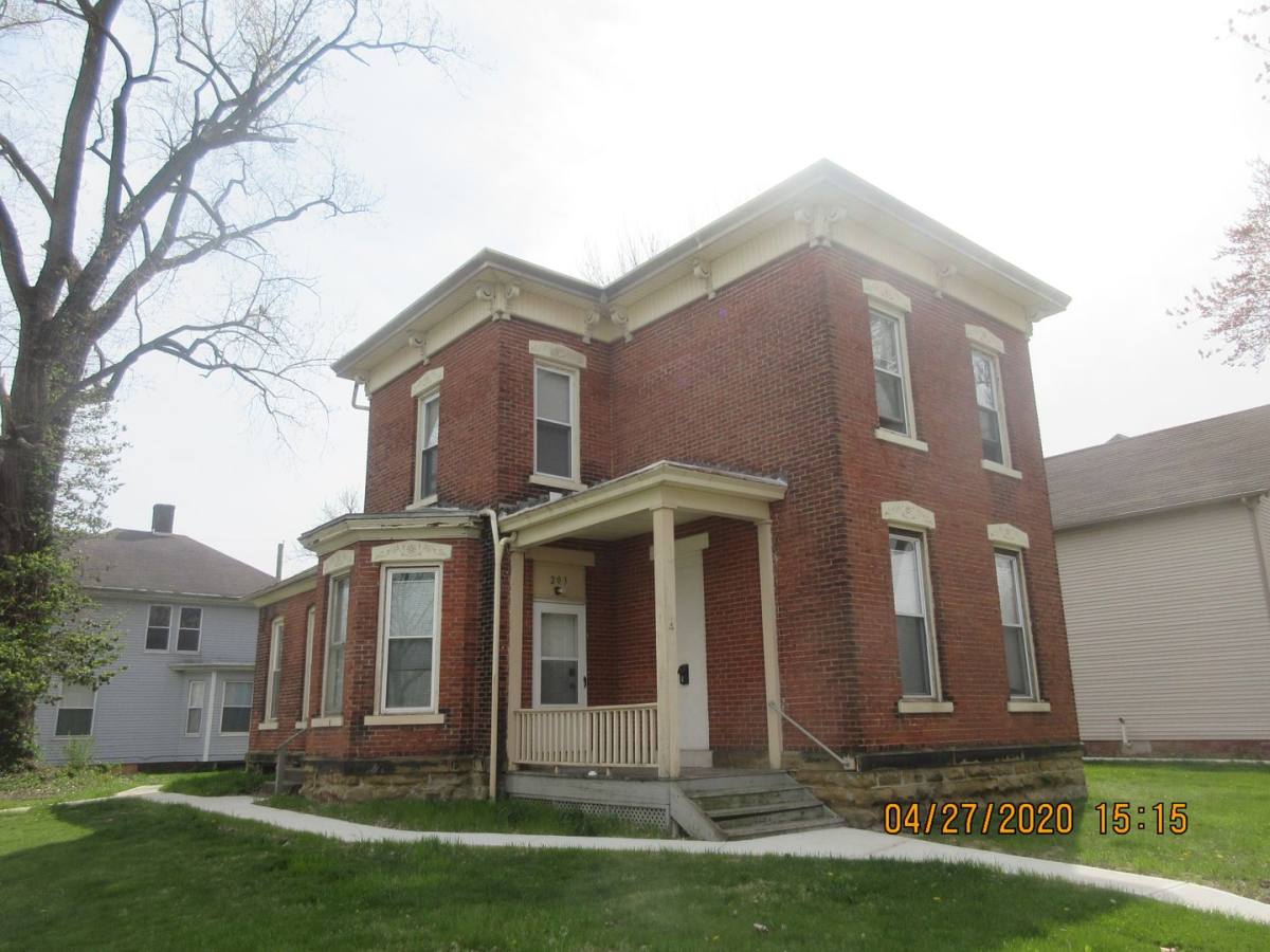 Apartment for rent at 203 W Dewald St, Fort Wayne, IN 46802
