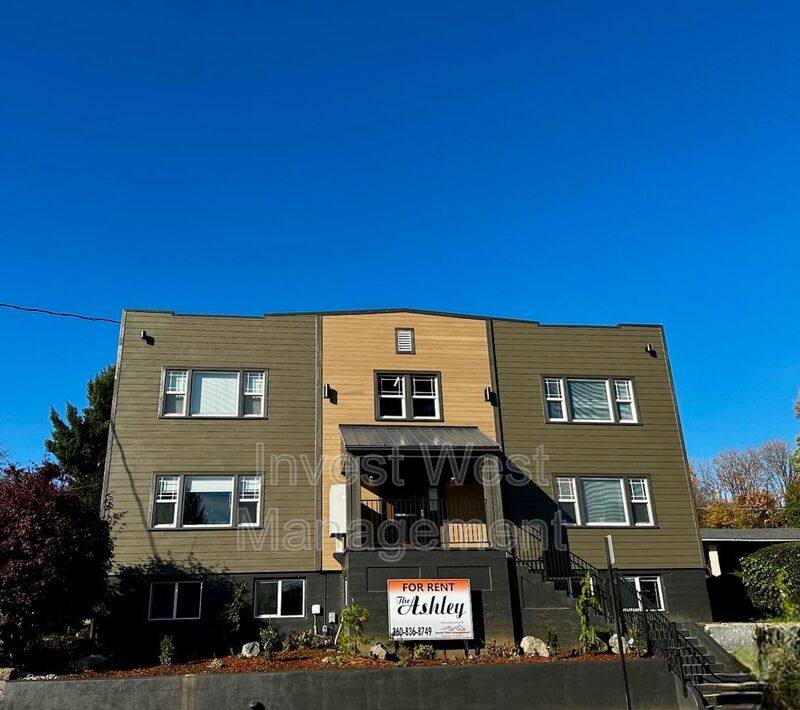 Apartment for rent at 615 NE 6 St #3, Camas, WA 98607