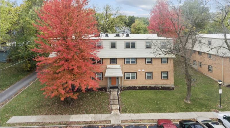 Apartment for rent at 1411 W Maple Ave #1411F, Independence, MO 64050