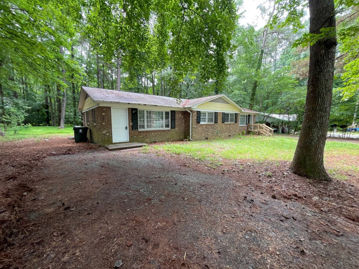 House for rent at 848-B Old Graham Rd, Pittsboro, NC 27312