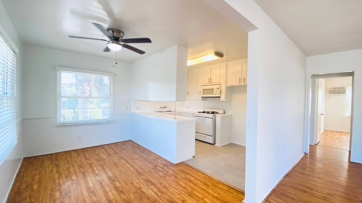 Apartment for rent at 11320 Tiara St, North Hollywood, CA 91601