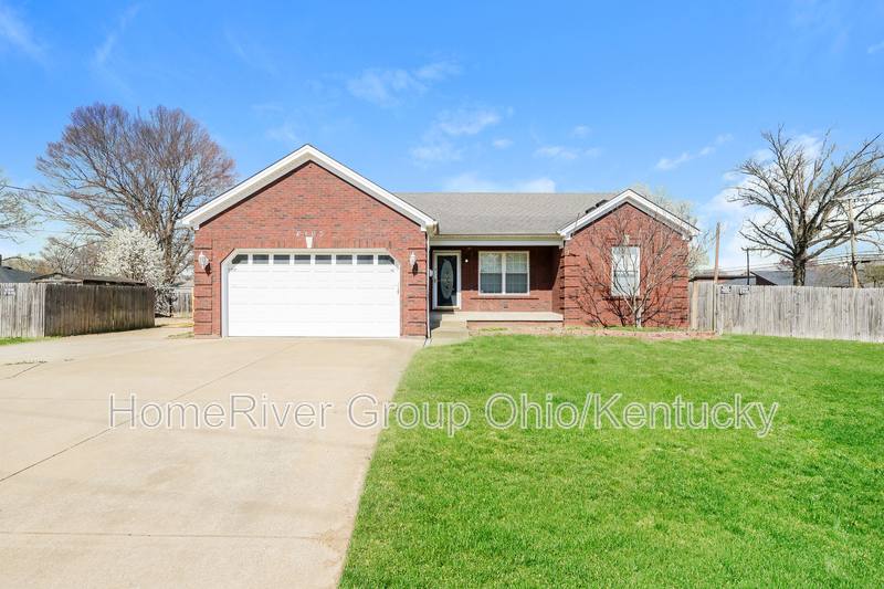 House for rent at 6400 Sky Blue Ave, Louisville, KY 40258