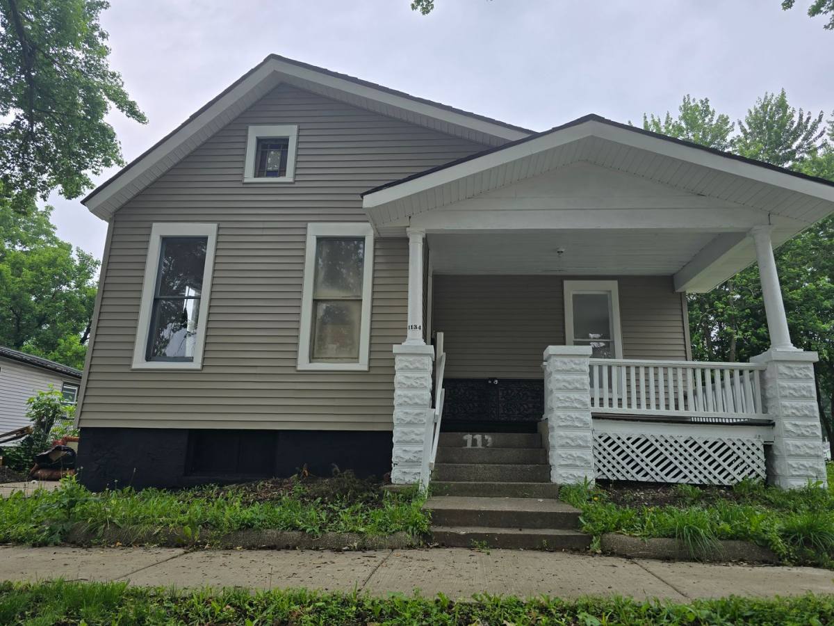 House for rent at 1134 N 1st St, Springfield, IL 62702