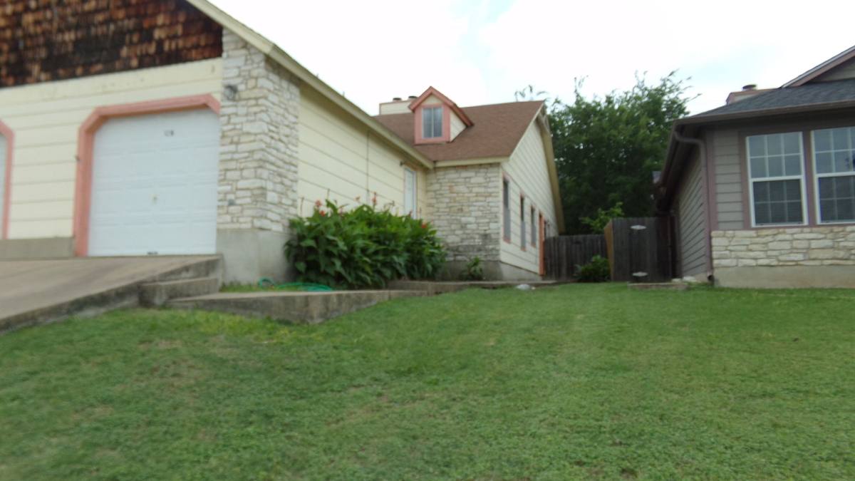Apartment for rent at 523 Cutty Trail, Austin, TX 78734