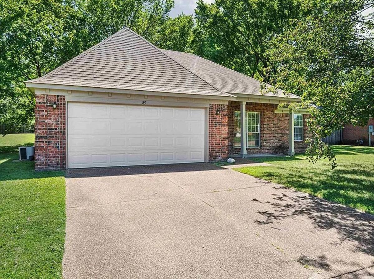 House for rent at 85 E Village Dr, Oakland, TN 38060