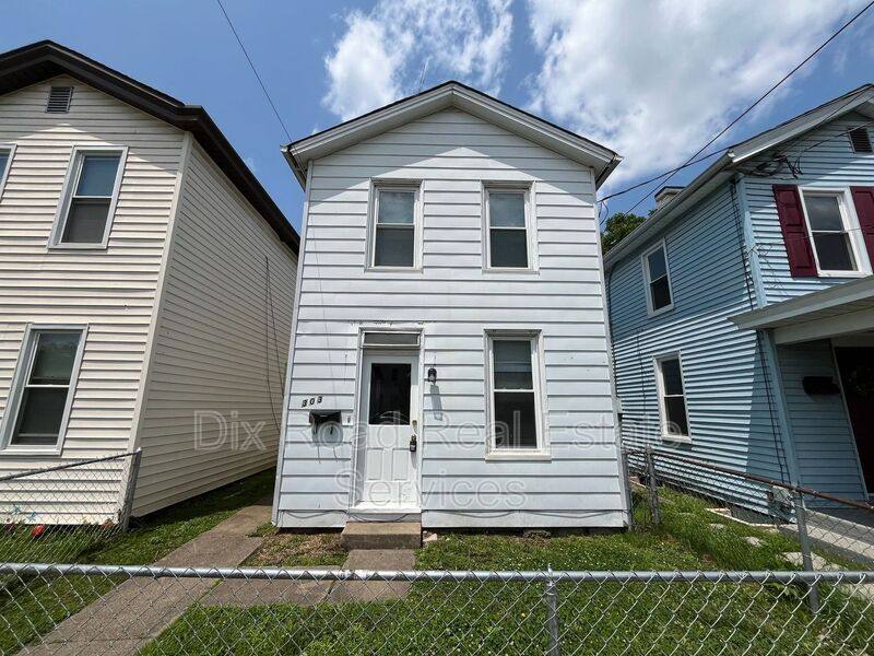 House for rent at 303 N Eighth St, Hamilton, OH 45011