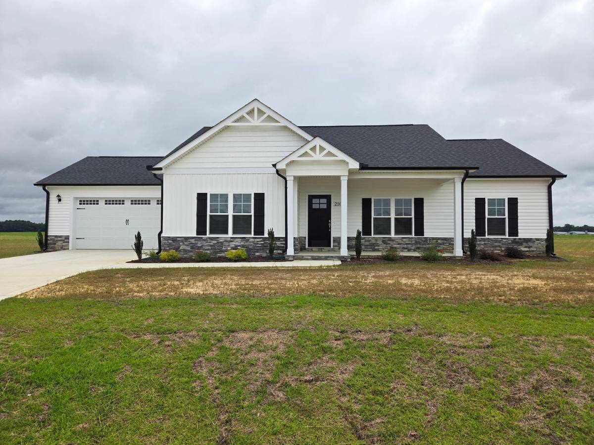 House for rent at 210 Dunbar Hill Dr, Fremont, NC 27830