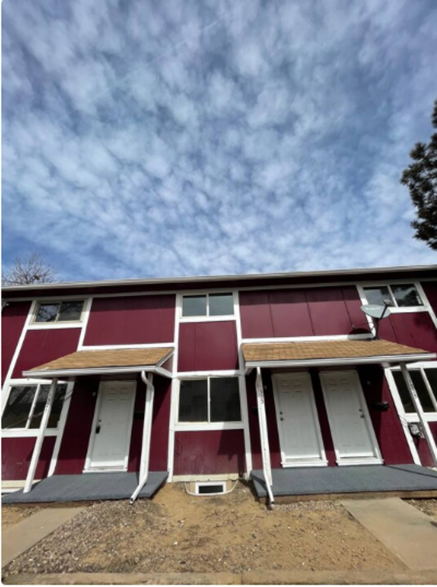 Townhouse for rent at 1321 Sable Blvd, Aurora, CO 80011