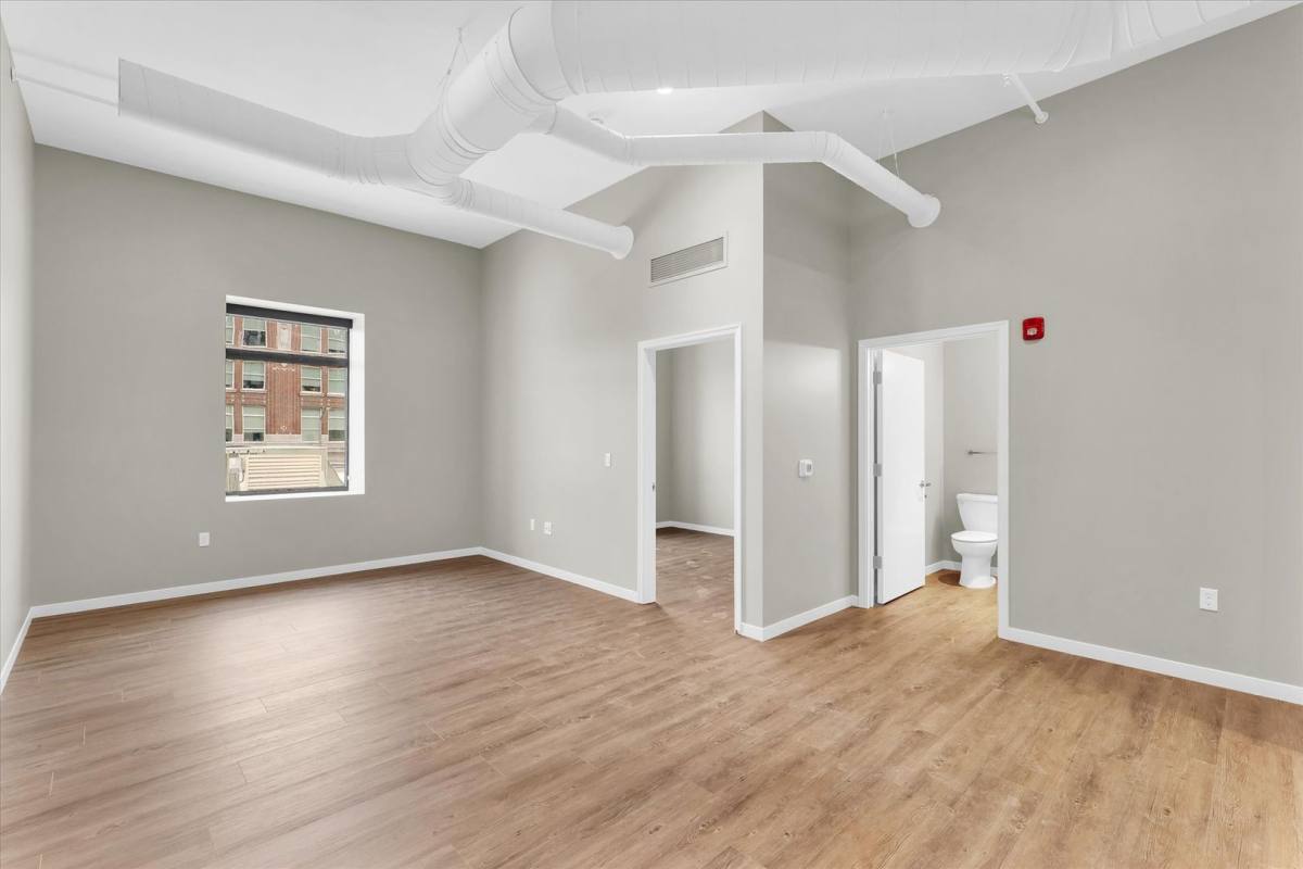 Apartment for rent at 209 N Neil St, Champaign, IL 61820