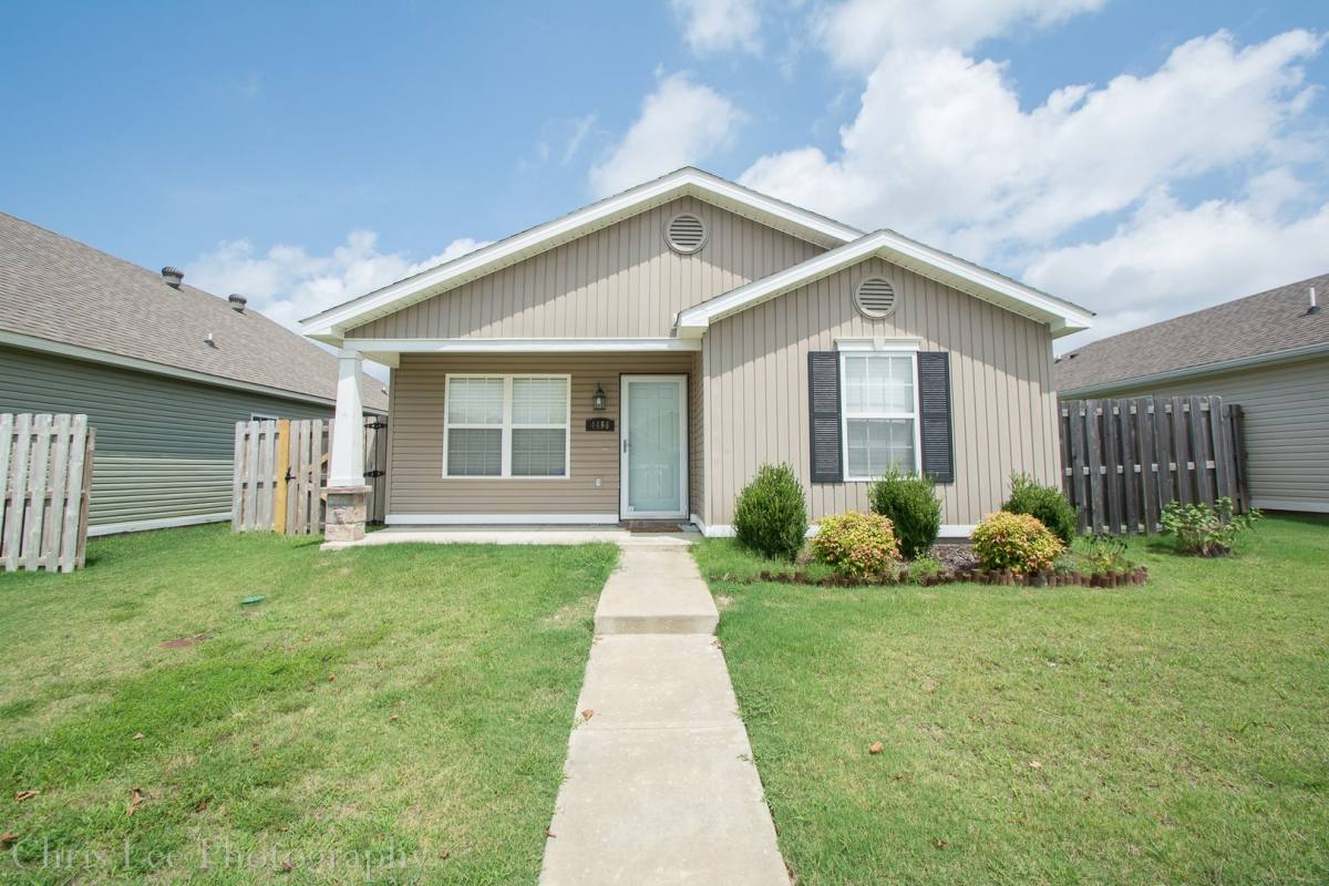House for rent at 4468 W Sweetgum Lane, Fayetteville, AR 72704