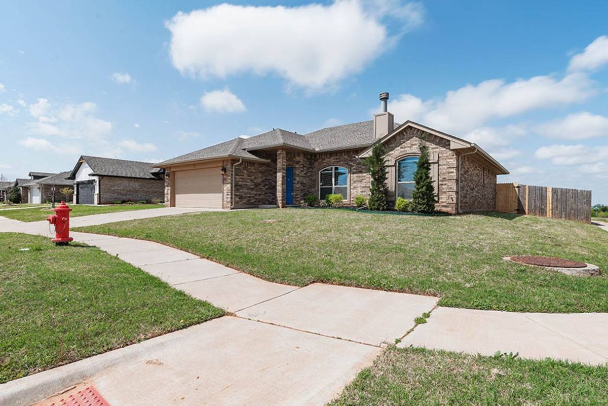 House for rent at 4701 Apatite Bluff Dr, Oklahoma City, OK 73179