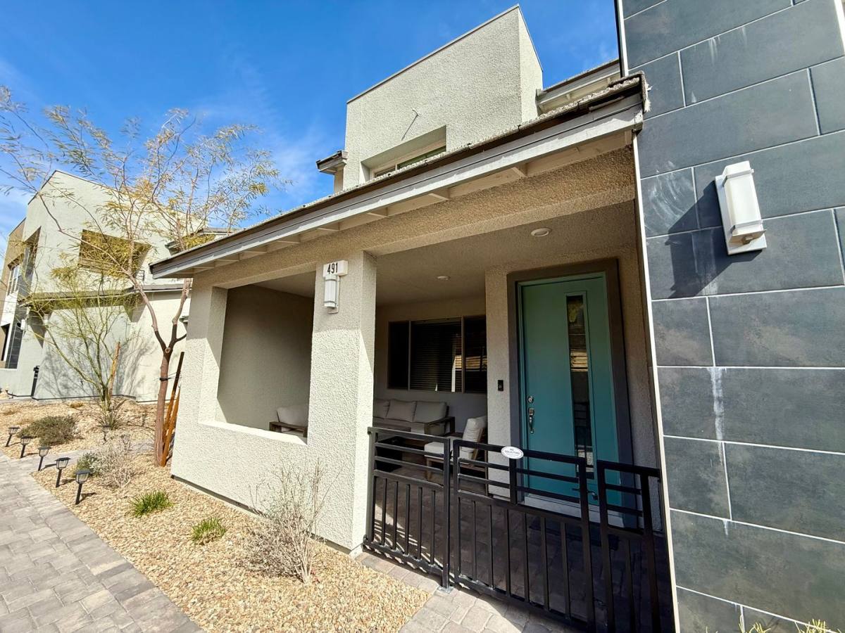 Townhouse for rent at 491 Fairview Hills St, Las Vegas, NV 89138