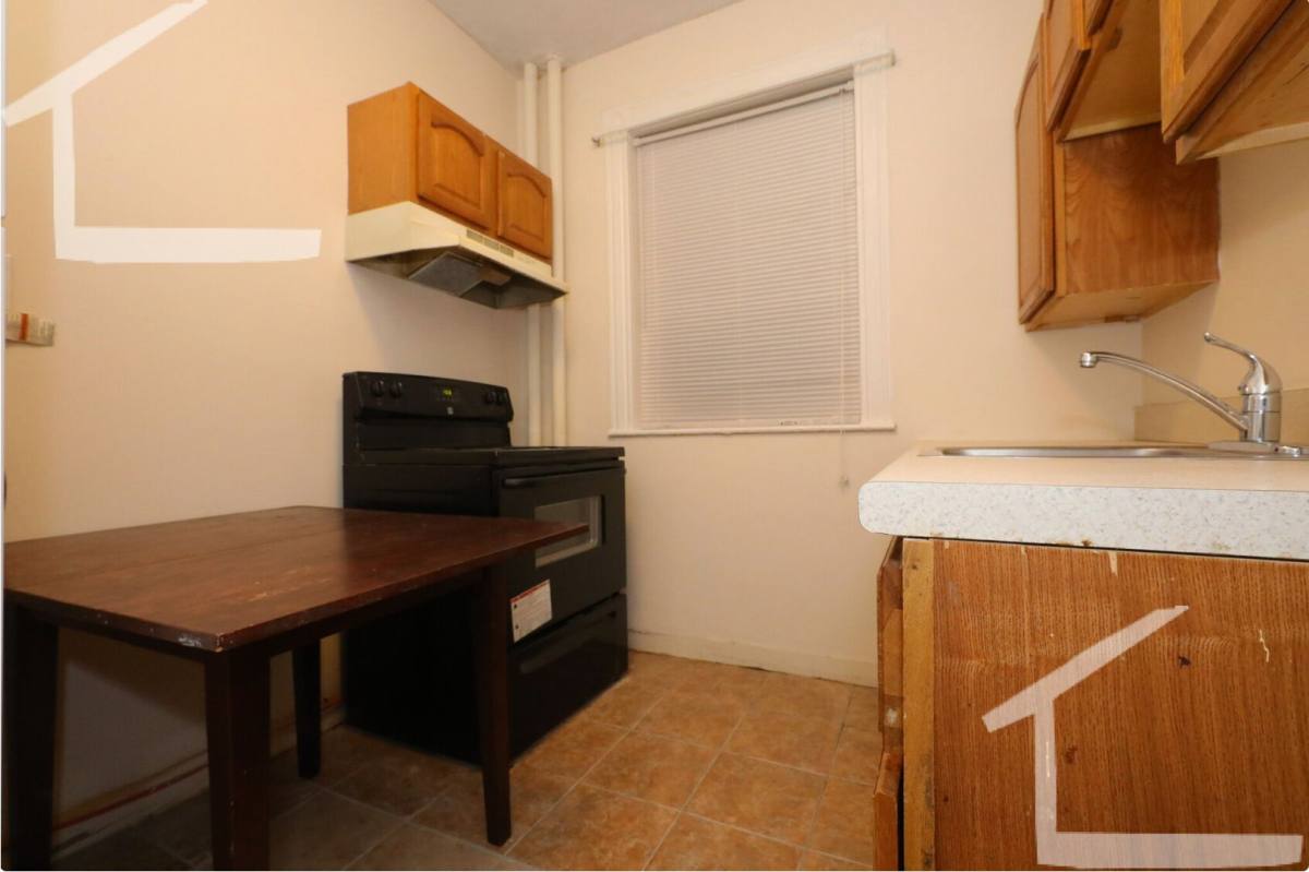 House for rent at 17 Brighton Ave #6, Allston, MA 02134