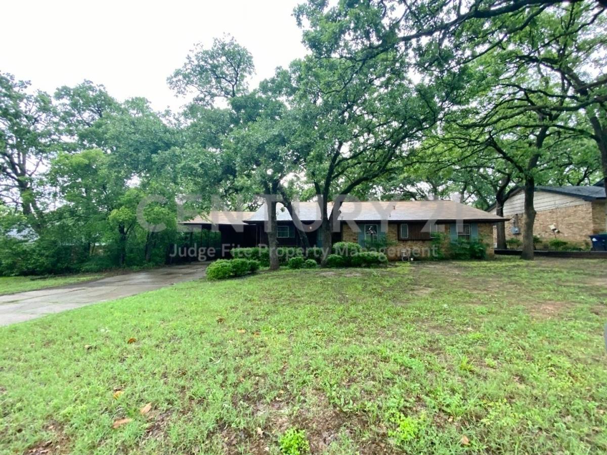 House for rent at 3010 Nottingham Dr, Denton, TX 76209