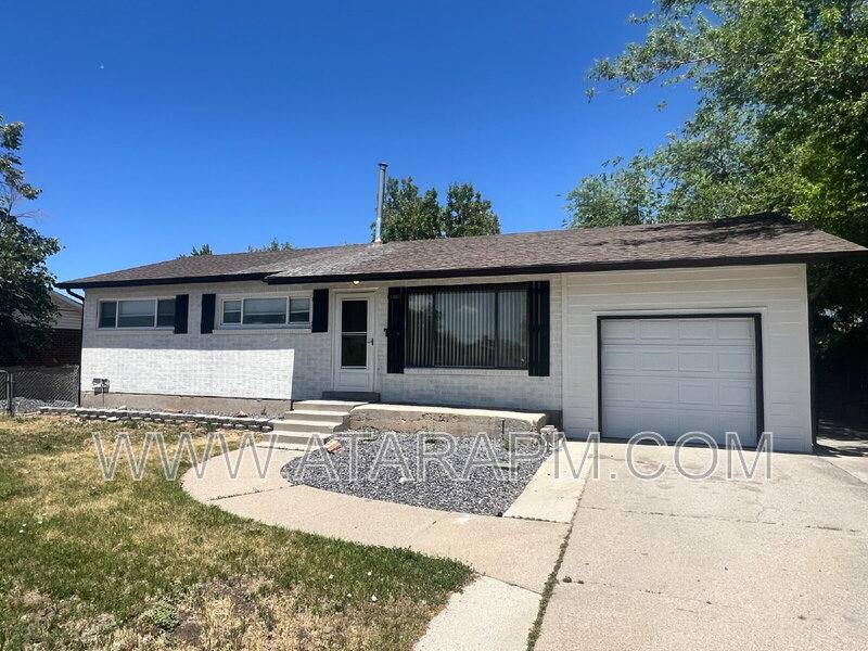 Apartment for rent at 1001 E Sego Lily Dr, Sandy, UT 84092