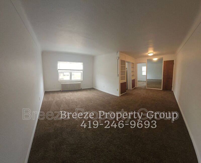 House for rent at 2445 W Bancroft St #9, Toledo, OH 43607
