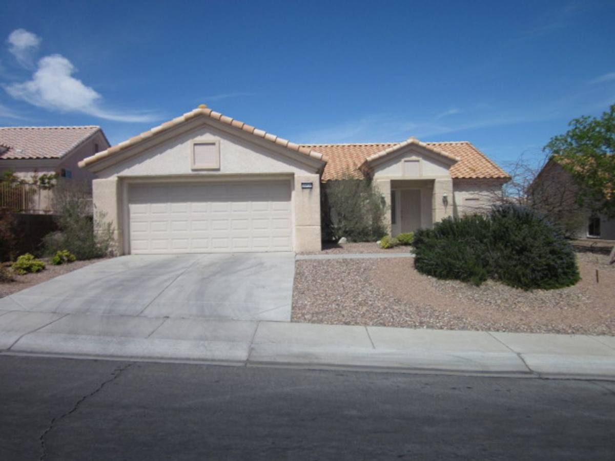 House for rent at 10816 Clear Meadows Dr, Las Vegas, NV 89134