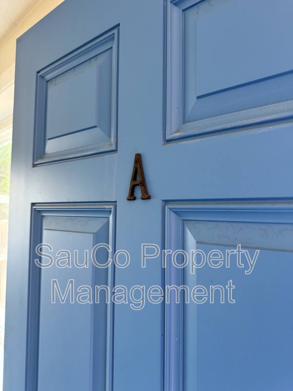 House for rent at 444 N 12th St #A, Saint Helens, OR 97051