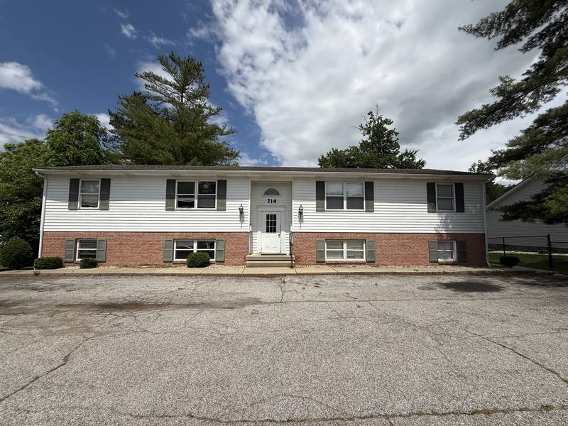 714 S State St #2, North Vernon, IN 47265