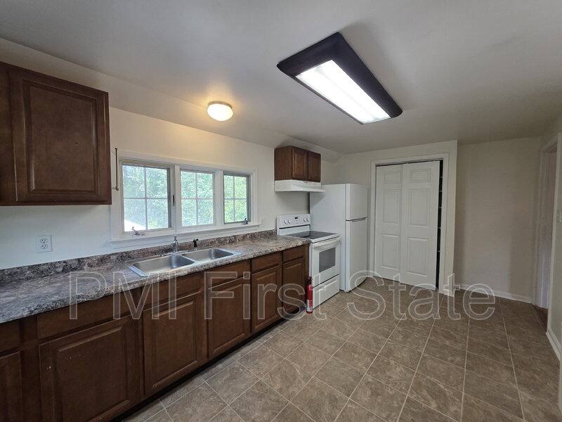 Apartment for rent at 24 Deer Run Dr, Newark, DE 19702