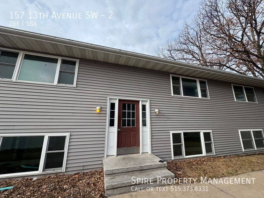 157 13th Ave SW #2, Cedar Rapids, IA 52404