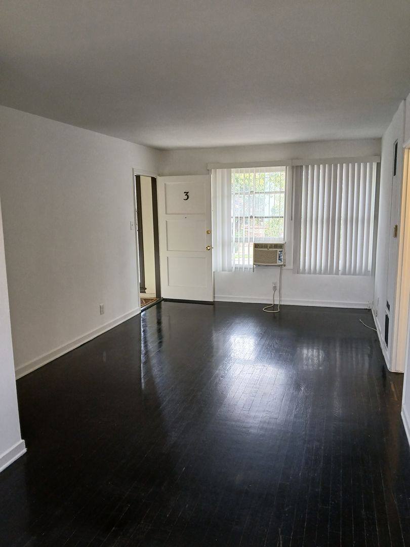 Apartment for rent at 1645 N Vista St, Los Angeles, CA 90046