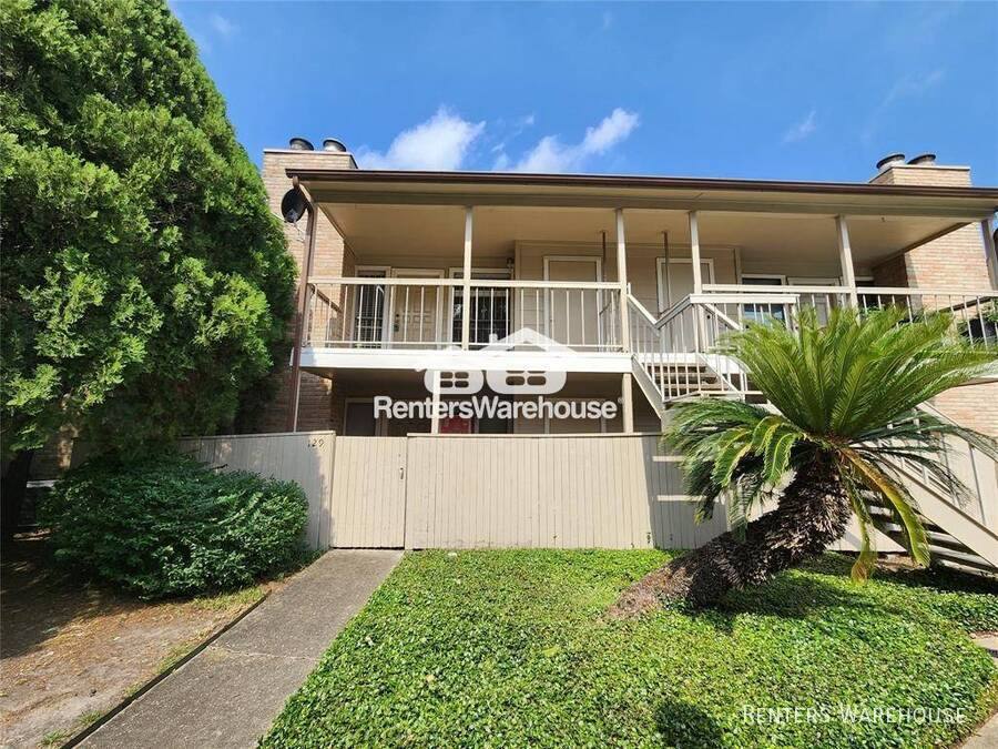 Condo for rent at 2110 Wilcrest Dr #229, Houston, TX 77042