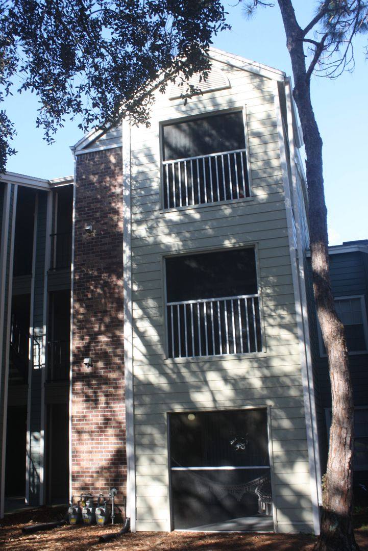 Apartment for rent at 5016 Park Central Dr, Orlando, FL 32839